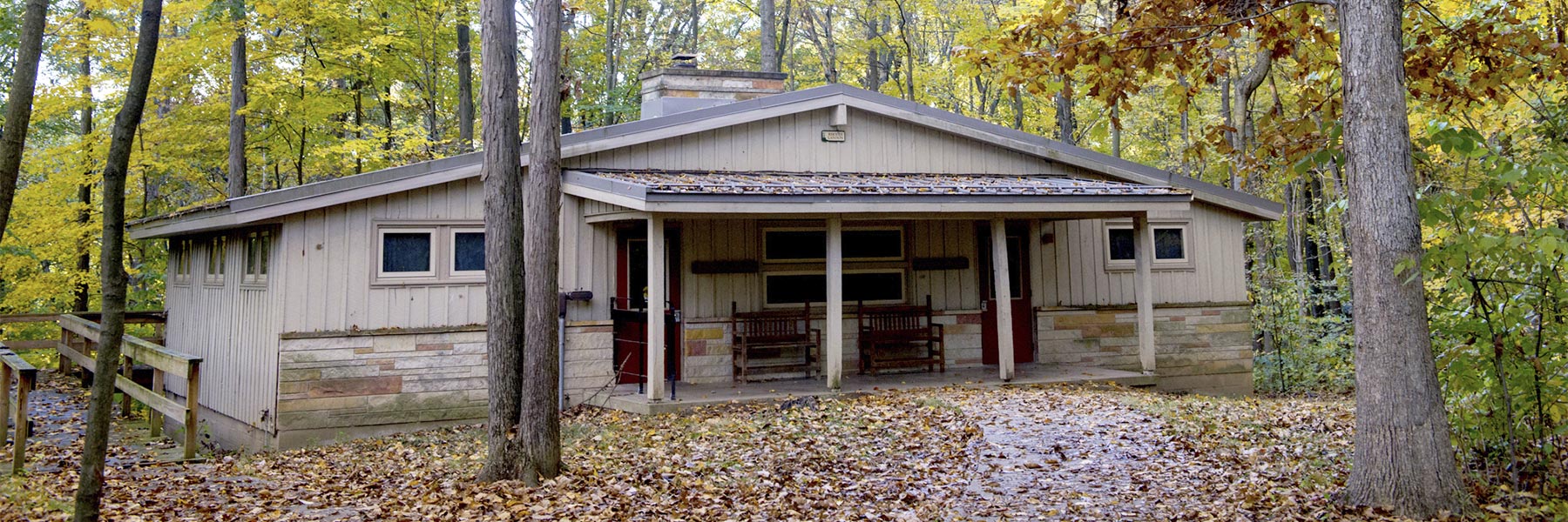 Lilly Cabins exterior
